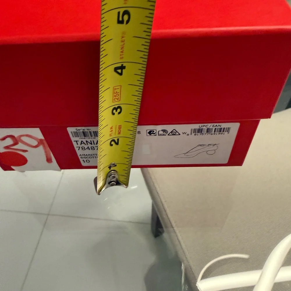 Ferragamo Red Box - Picture 7 of 7